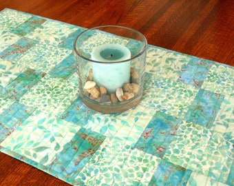 Quilted Table Runner in Sea Glass Colors with Starfish, Aqua and Turquoise Table Runner, Beach Theme Table Decor