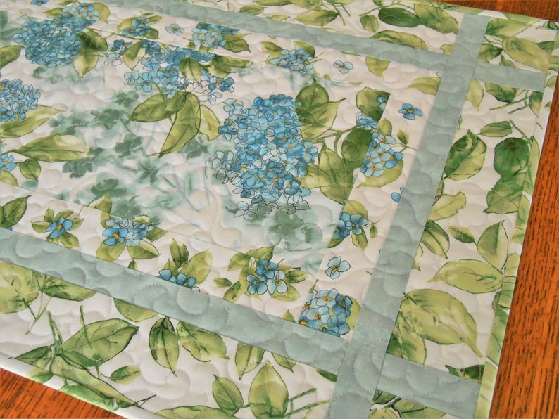 Blue Hydrangeas Quilted Table Runner Floral Table Runner Etsy