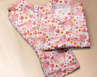 Slowpoke Relaxed Pyjama Set, Süßer Anime Kawaii Loungewear, Polyester Nachtwäsche Geschenk für Fans, Gemütliches Cosplay Shirt