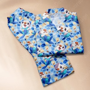 Oshawott Pyjama Set Anime inspiriert Nachtwäsche Meer Kawaii Loungewear Geschenk für Anime Fans