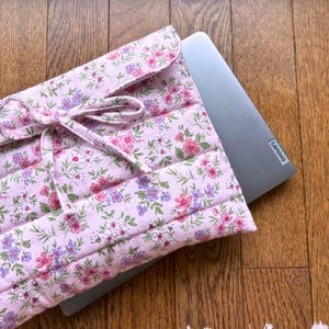 Pink Floral Flannel Laptop Sleeve | Flower Laptop Case | Chic Laptop Case | Cute Pink Laptop Sleeve | Pink Macbook Sleeve with Bow Tie