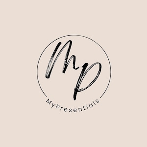 Puede incluir: Un dise&ntilde;o de logotipo con las letras "MP" en estilo manuscrito, encerradas en un c&iacute;rculo negro. Las palabras "MyPresentials" est&aacute;n escritas debajo del c&iacute;rculo en una fuente m&aacute;s peque&ntilde;a, sobre un fondo beige suave.