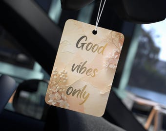 Solo buone vibrazioni, deodorante per auto, design floreale, profumo di lunga durata, accessorio auto da appendere di alta qualità di RideLuxShop, stampa unica