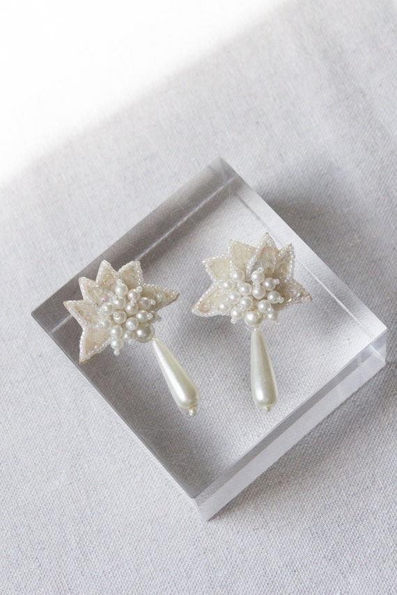 1980s Pearl Showgirl Earrings
