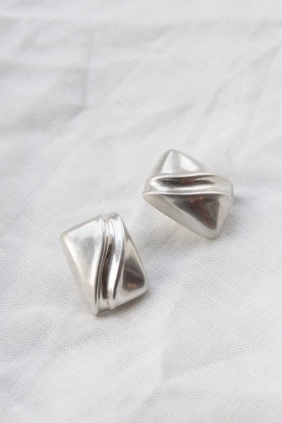 Sterling Rippled Cube Earring - image 1