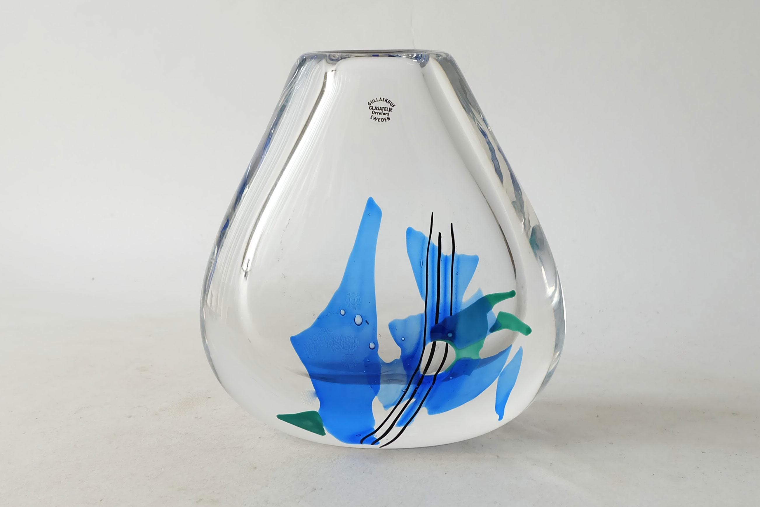 Gullaskruf Vase - Etsy