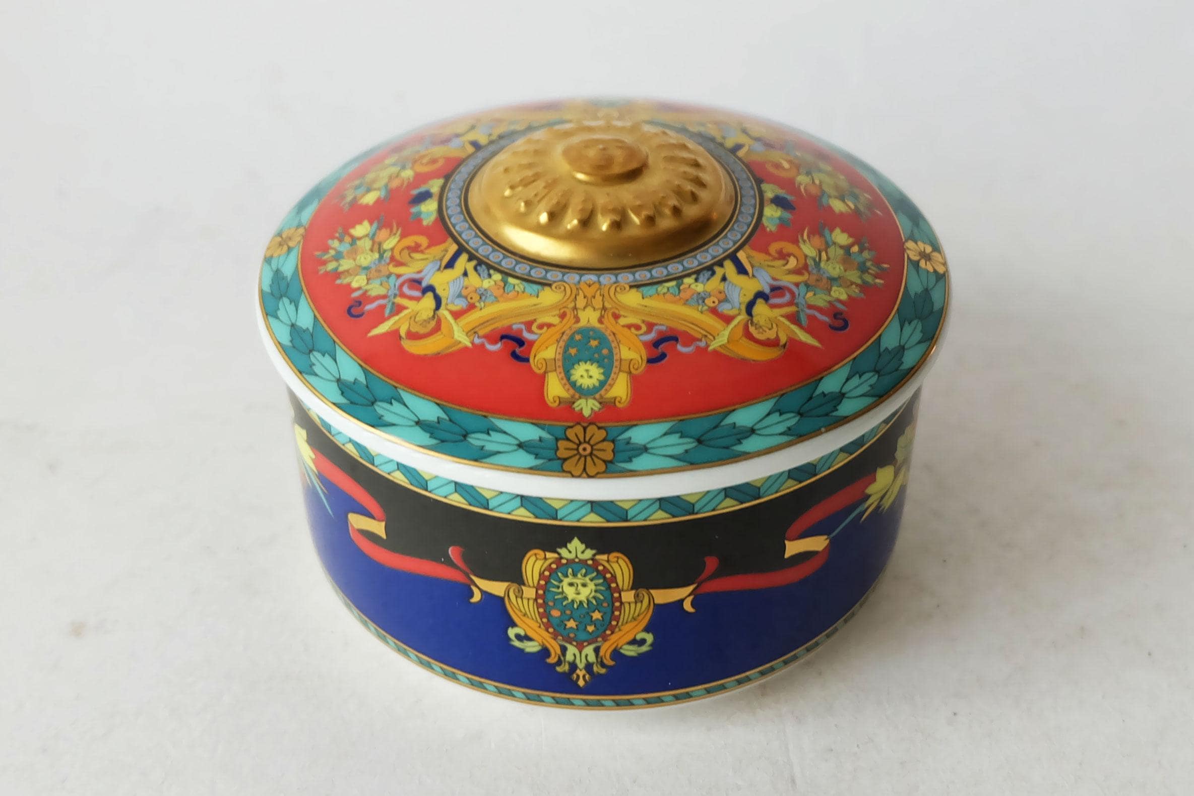 A Rosenthal Versace 'Le Roi Soleil' Pattern Part Dinner and