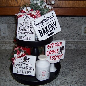Gingerbread Tiered tray decor, Tiered Tray signs, Christmas signs, Gingerbread Bakery, Farmhouse Christmas
