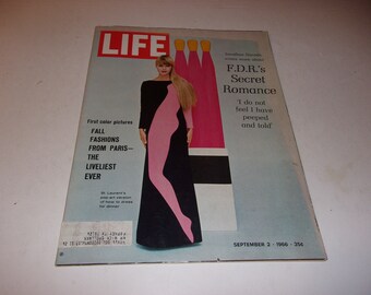 Vintage Life Magazine September 2, 1966 - Paris Fashions Cover, FDR's Secret Romance, Vintage Car ads, Scrapbooking, Retro 60s Collectible