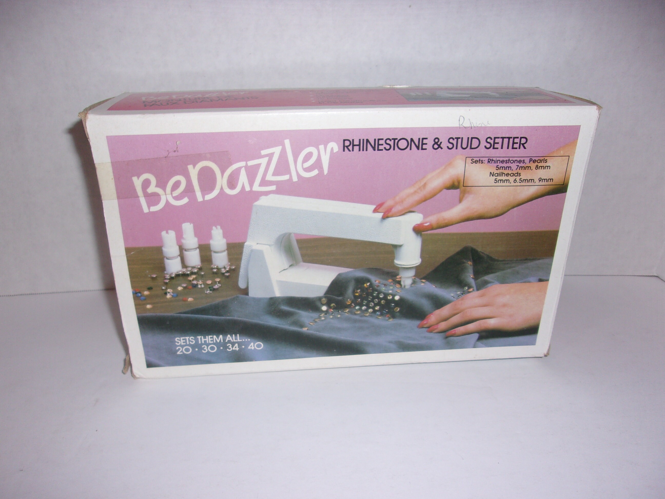 BeDazzler - Rhinestone & Stud Setter - Manual & Pattern Pamphlet Included