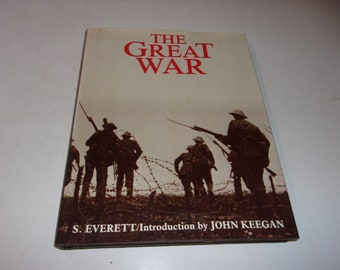 The Great War by Susanne Everette, 1988, Vintage Collectible Book, Art Illustrated, Historical