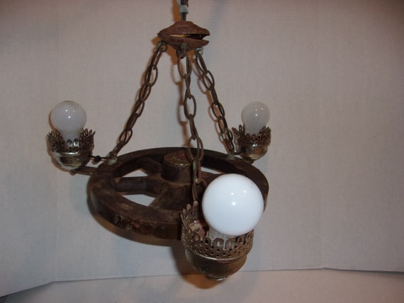 Vintage 1960 s 70 s Wooden Western Wagon Wheel Hanging Light