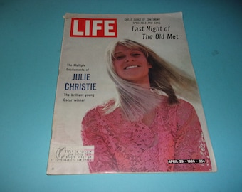 Vintage Life Magazine April 29, 1966 - Julie Christie Cover, Vintage ads, Scrapbooking, Retro 60s Collectible