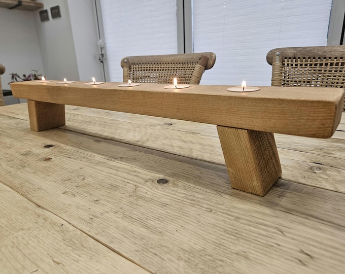A handmade tea light candle centre piece with 6 tea lights included