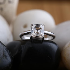 Asscher Cut Lab Grown Diamond Engagement Ring: D VVS, White Gold/Platinum