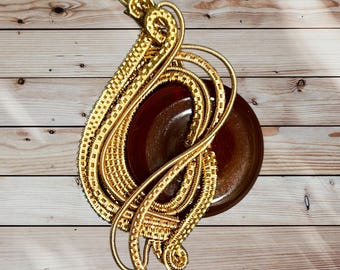 Carnelian Donut Pendant | Golden Copper Wire Weaving Necklace