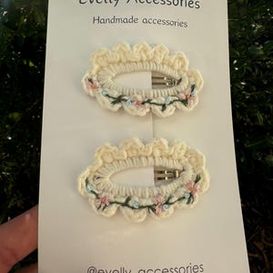 Flower Crochet Hair Clips | Neutral Crochet Clips | Toddler Hair Clip| Flower Hair Snap Clip | White Daisy Clip | Pink Rainbow