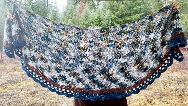 Starlight Crochet Crescent Shawl Pattern image 1