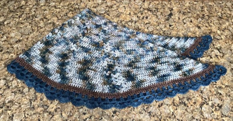 Starlight Crochet Crescent Shawl Pattern image 4