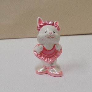 Vintage Hallmark Valentine Merry Miniature 1989 NOS Bunny