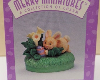 Vintage Hallmark Easter Merry Miniature 1996 Easter Egg Hunt NOS Rabbit Egg