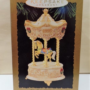 Hallmark Tobin Fraley Holiday Carousel Magic Christmas Ornament NOS 1995 NRFB 2nd in Series Lights and Music Over the Waves