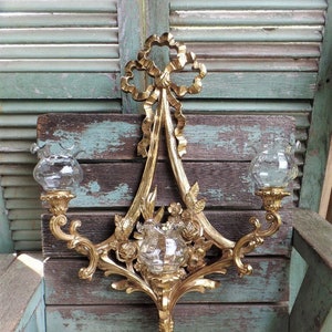 Vintage Syroco Three Arm Wall Sconce Gold Gilt Floral Design Hollywood Regency 1970 Glass Sconce