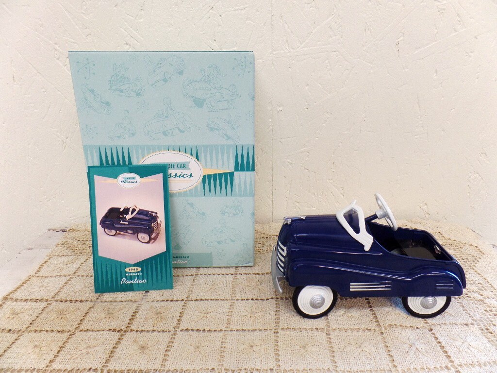 Hallmark 1995 Kiddie Car Classics 1948 Murray Pontiac NOS