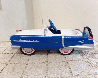 Hallmark 1994 Kiddie Car Classics 1959 Garton Deluxe Kidillac NOS