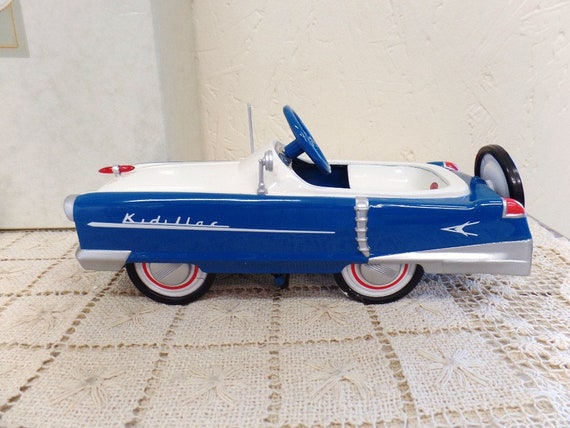 Hallmark 1994 Kiddie Car Classics 1959 Garton Deluxe Kidillac NOS