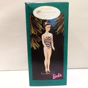 Hallmark Brunette Debut - 1959 Barbie Christmas Ornament 1995 NRFB New