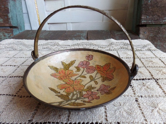 Change Holder Home Decor Brass Bowl with Decorative Handle Trinket Dish