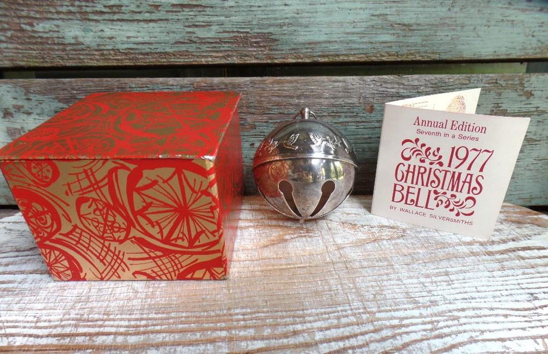 Vintage Wallace Silver Plate Jingle Bell Christmas Ornament 1977