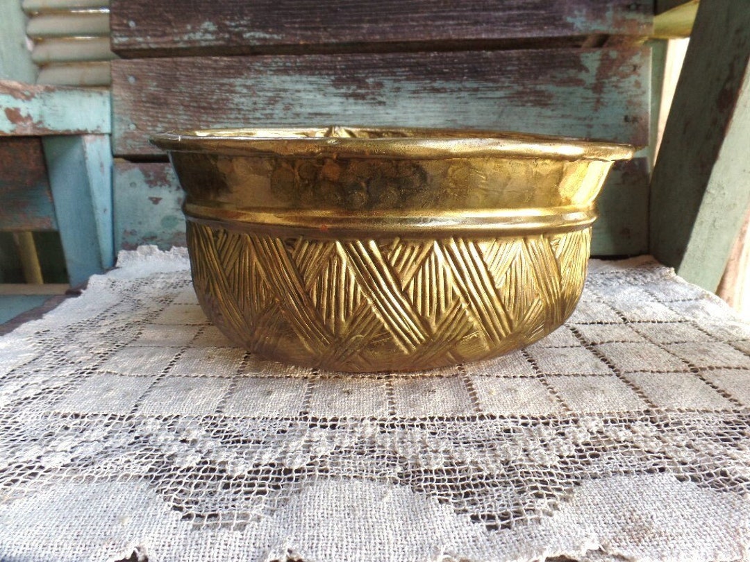 Vintage Hammered Brass Oval Flowerpot Embossed Design Brass Planter Bowl Etsy