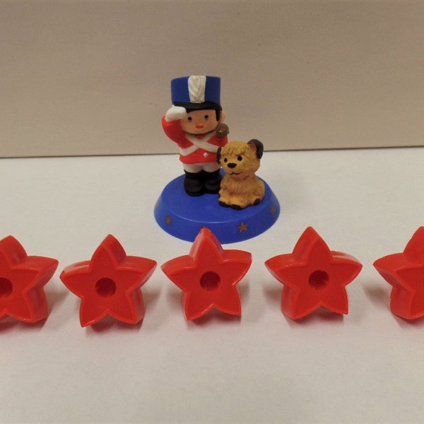 Hallmark Birthday Candle Holder Ensemble 1982 Merry Miniature NOS Toy Soldier with Puppy Stars Cake Decoration