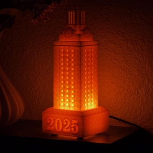 UT Tower Lamp Custom 3D Printed | University of Texas Main Tower LED Graduation Gift & Dorm Decor | UT Austin Burnt Orange Lamp