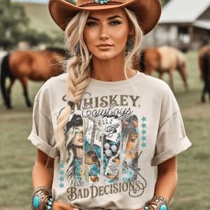 Whisky Cowboys und schlechte Entscheidungen Grafik-T-Shirt, Western-Thema-T-Shirt mit Pferd und Karten, stilvolles Neuheits-Shirt