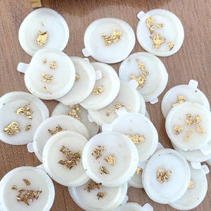 Sellos de lacre adhesivos con purpurina blanca transparente y hoja de oro - Sellos de lacre autoadhesivos blancos y dorados - Sellos listos para usar