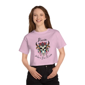 Floral Cowgirl Crop Top | Cropped T-Shirt with Floral Skull Design, Boho Style Tee, Casual Women&#39;s Top, Gift for Nature Lovers