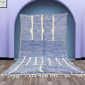 ブルー・ブジャード・ラグ、手作りモロッコウールラグ、幾何学模様