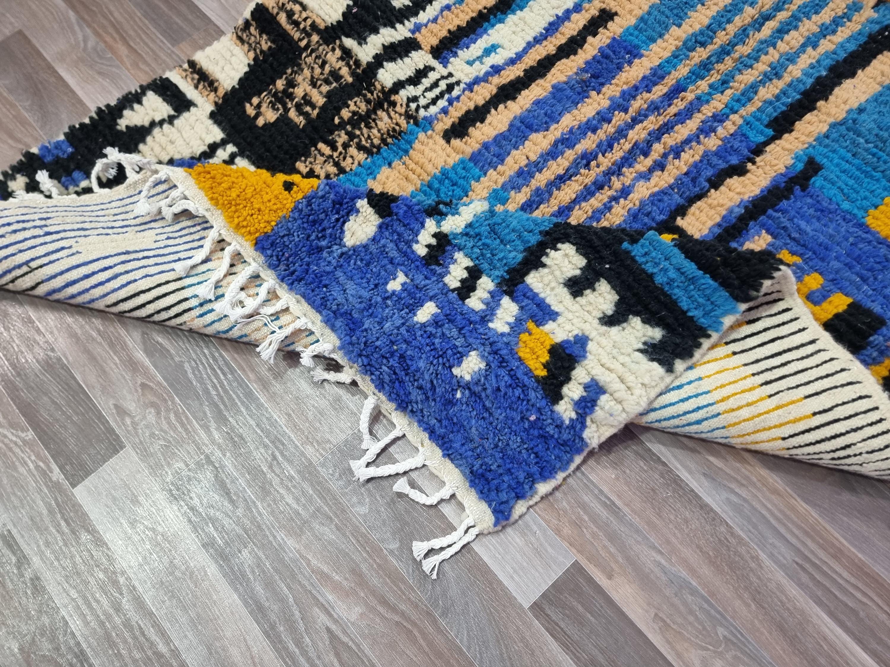 ブルー・ブジャード・ラグ、手作りモロッコウールラグ、幾何学模様