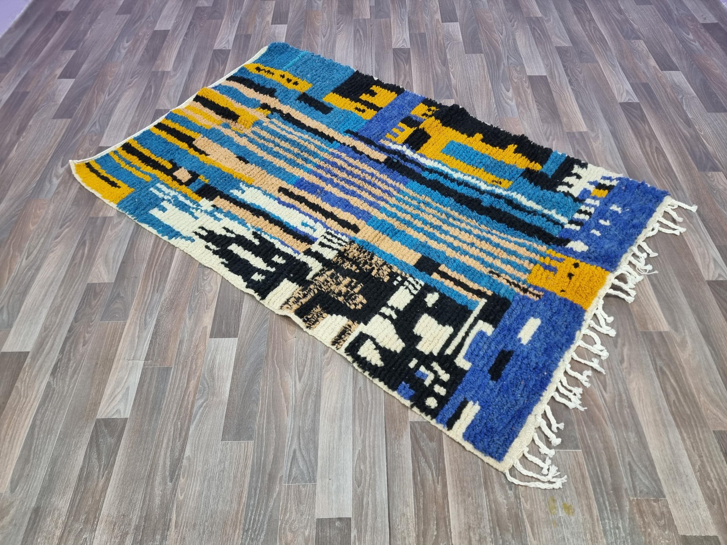 ブルー・ブジャード・ラグ、手作りモロッコウールラグ、幾何学模様