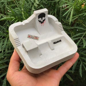 Mini Skatepark Ashtray / Ring Bowl