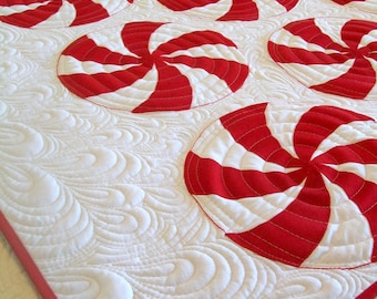 Christmas Quilt, Peppermint Swirl - Lap Size 58" x 72" Free Shipping