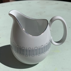 Creamer, Raymond Lowey Design, Classic Modern, Rosenthal Continental China, Mid-century,  Germany, Pristine Condition