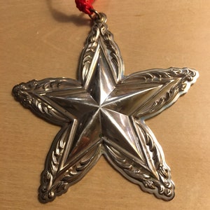 1995, Star Series Limited Edition,  Lunt Christmas Ornament, tree ornament/pendant, Greenfield, mass