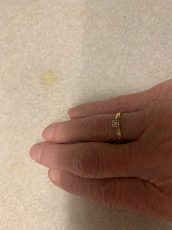 10kt yellow gold, size 6, diamond cut band, .02ct… - image 3