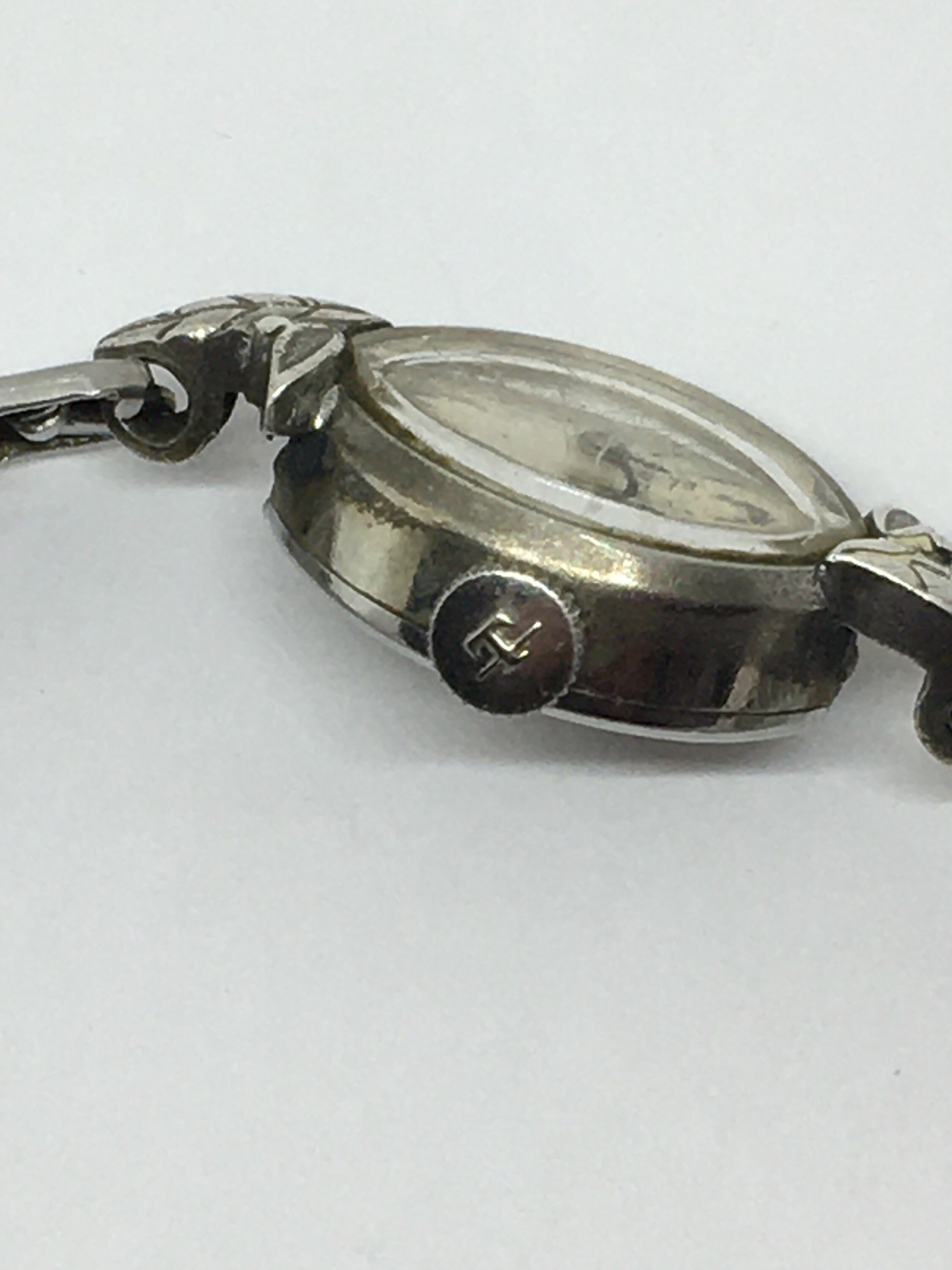VTG ~ Tissot Ladies 10kt RGP Stretch Band Wrist Watch ~ 17 Jewels ~ Swiss Tissot Wrist Watch, Stretch Band, White Metal, Ladies  main image 2
