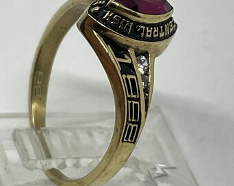 Gold lance shop class rings 10k