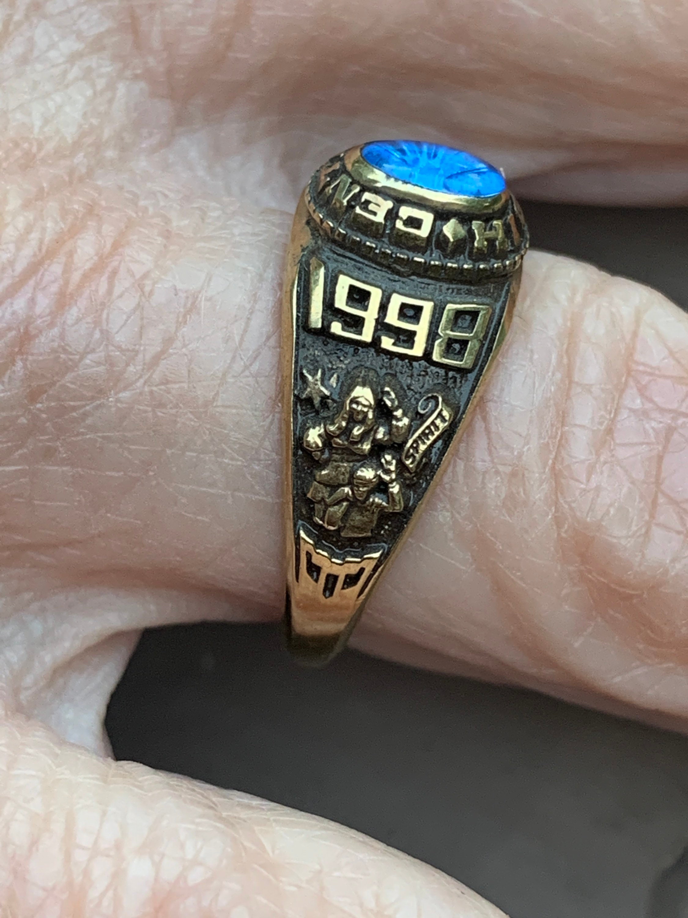 Class Ring, Sample, 1998, Memo, Gold Plate ,size 6 1/2, Blue Stone 